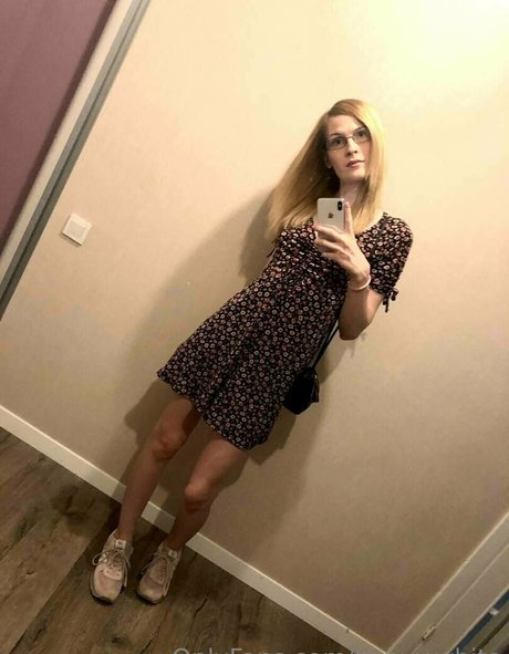 ts avy white exklusive sex bild