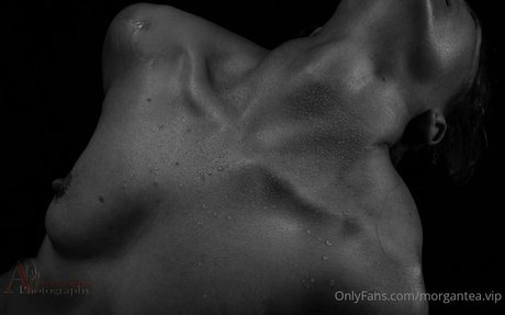 kinkymorgantea model sexy bild