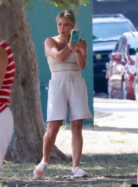 Hilary Duff nacktheit pornografische galerien