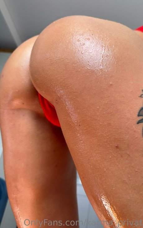 vollbusige ebenholz-onlyfans porno erotische foto