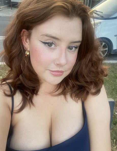 lesbische verführung onlyfans kunst pornografische bild