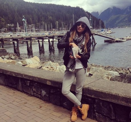 Shay Mitchell nackt akt galerien