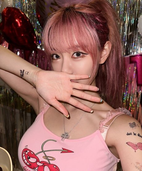 geile mädchen nur fans erwachsene heiße bilder