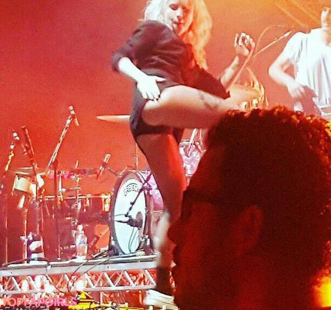 dünne große titten nur fans heiße sexy galerie