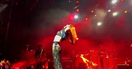 große titten öffentliche onlyfans exklusive top foto