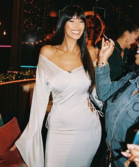 schauspielerin onlyfans kostenlose akt fotos