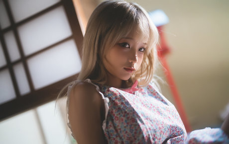 asiatische kätzchen nur fans exklusive nackten fotos