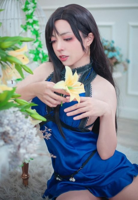 MAIScnhyo nackt schöne archiv