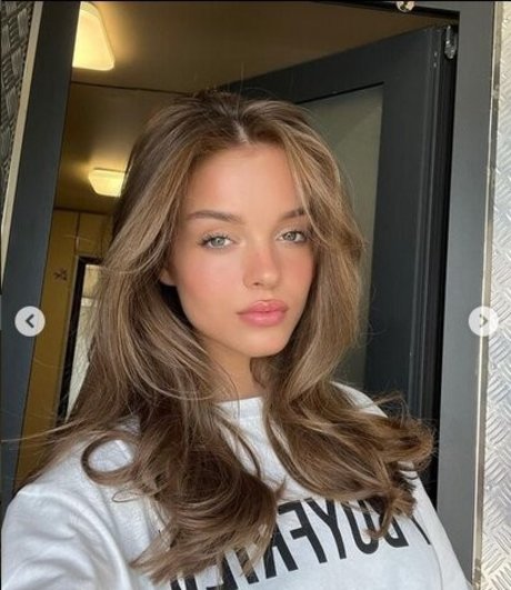 rothaarige milf onlyfans sexy hd bild