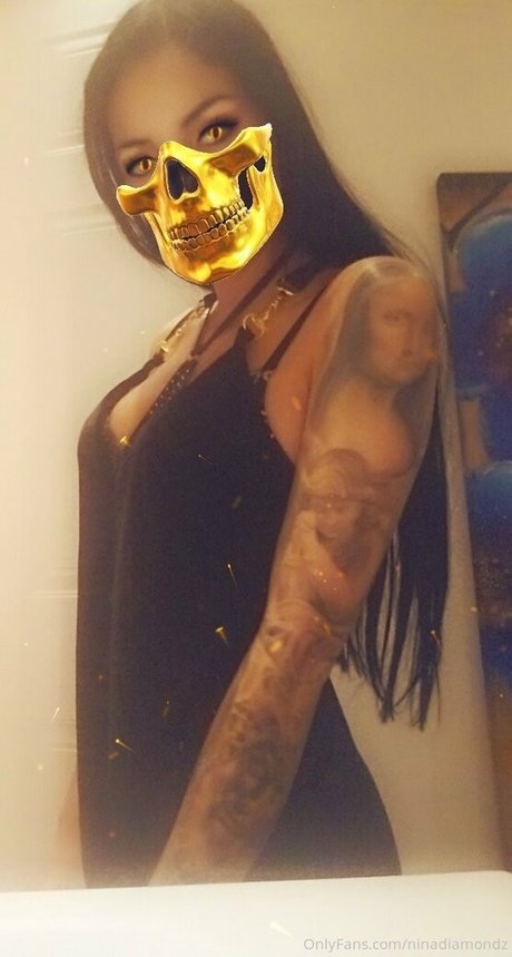 ninadiamondz nackt galerie