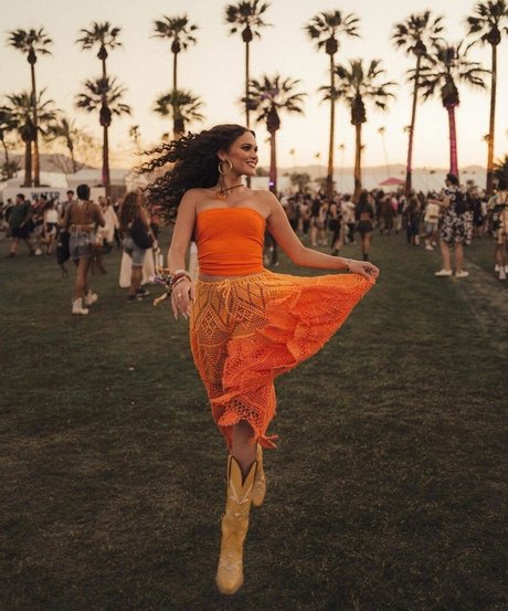 schwimmbad nur für fans erotische nackt bilder