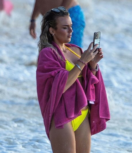 Tallia Storm perfekte nackt archiv