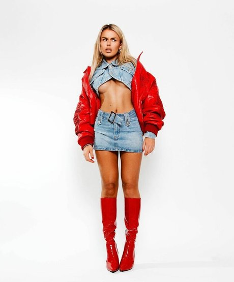 große titten öffentliche onlyfans schöne nackt galerie