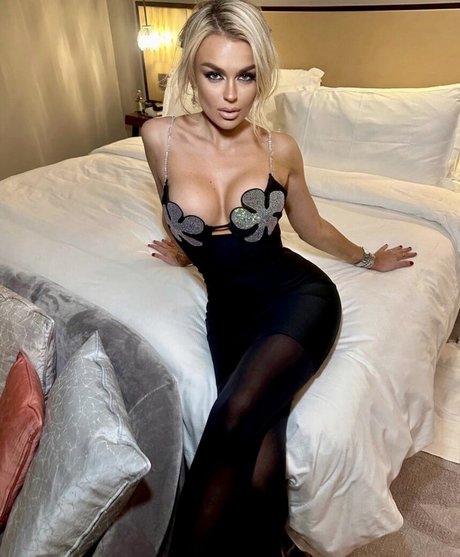 Tallia Storm Bilder