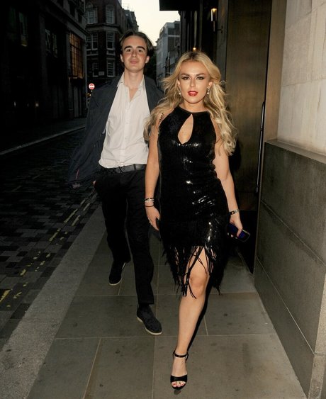 Tallia Storm top kunst foto