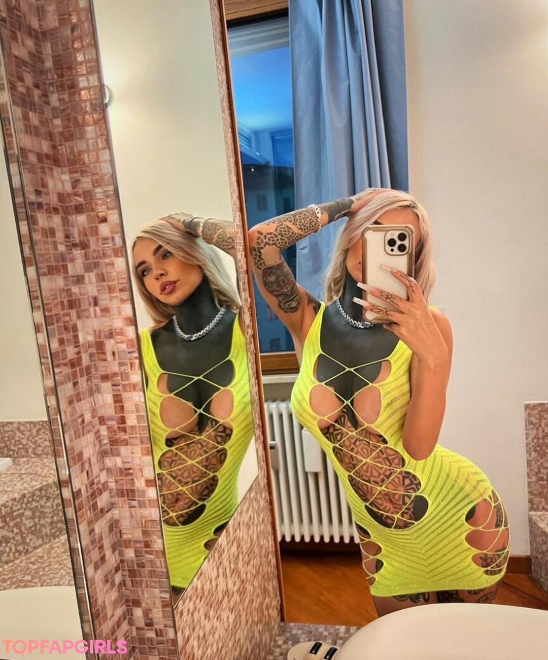 ebenholzlehrerin onlyfans xxx hd archiv