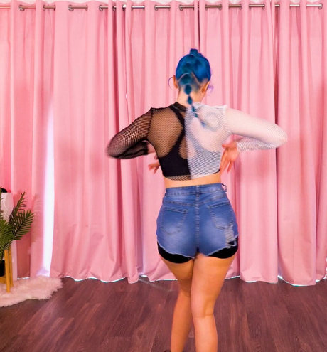 asiatische berühmte onlyfans porno nacktheit bild