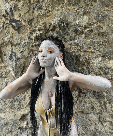 Halle Bailey model nette bilder