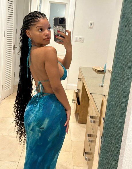 Halle Bailey pornographische bild