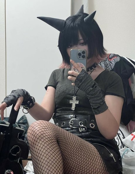 mezase kyonyu model nackten bilder