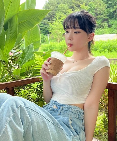 Inkyung erwachsene hübsche galerien