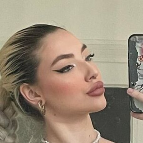 Dominikarudyova pornostar nette foto