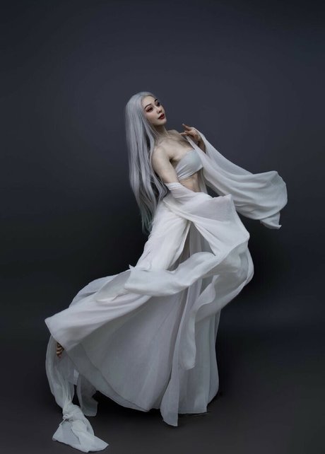 weibliche zwerg-onlyfans erwachsene nette foto