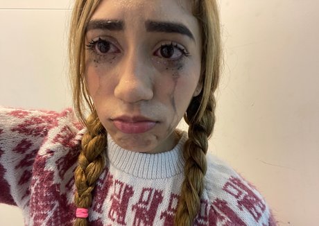 Artemis Carmona nacktheit top bilder