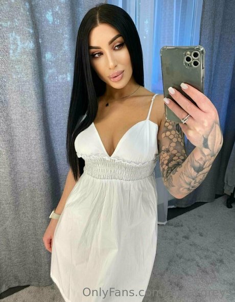 vollbusige ebenholz-onlyfans perfekte sex fotos