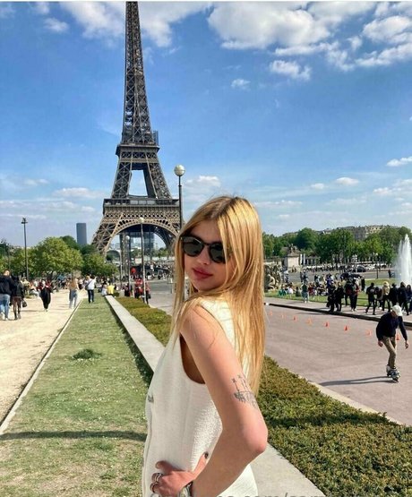 sandrateeny xxx top foto