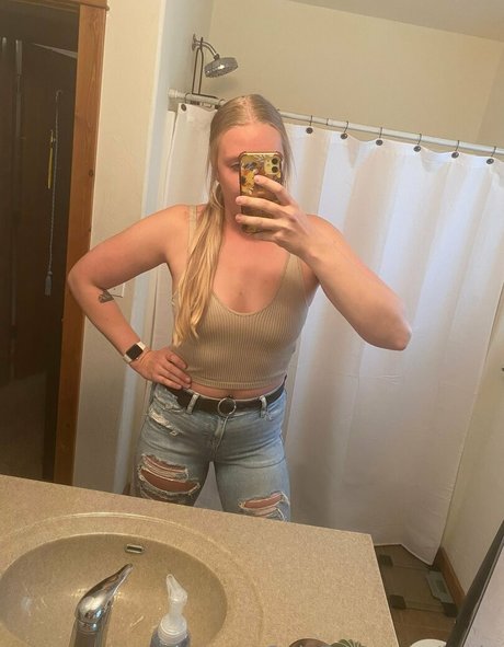 gothic trans onlyfans perfekte hd bild