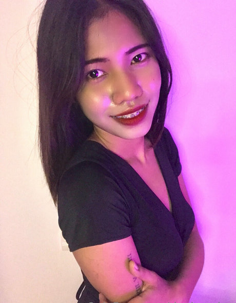 tinyjasmine pornostar schöne foto