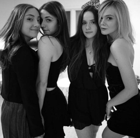 ebenholz-tattoo-onlyfans erotische hübsche galerie