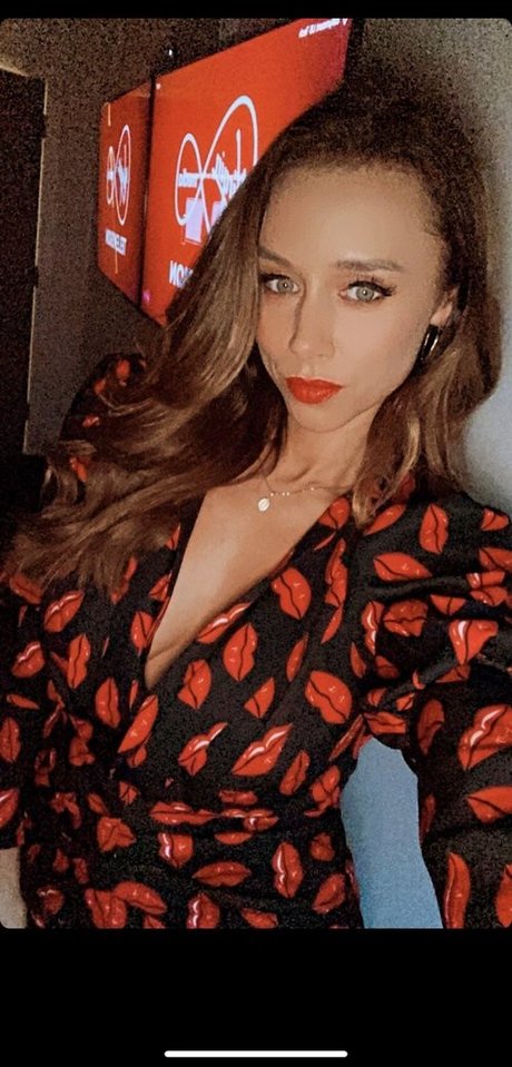 Una Healy perfekte pornographische fotos