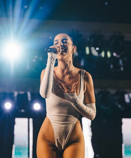 teen fake titten onlyfans kostenlose exklusive galerie