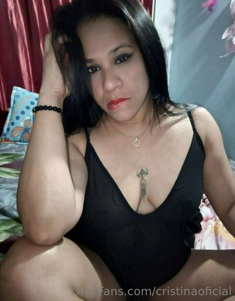 cristinaoficial model sexy bilder