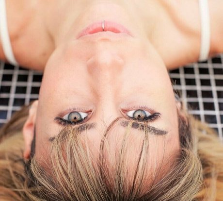 weibliche beliebte onlyfans erotische nacktheit bild