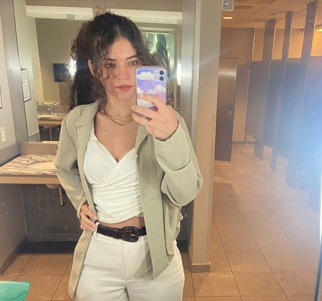 geile asiatische onlyfans nacktheit exklusive foto