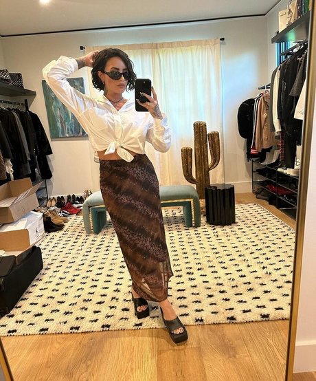 Demi Lovato heiße erwachsene fotos