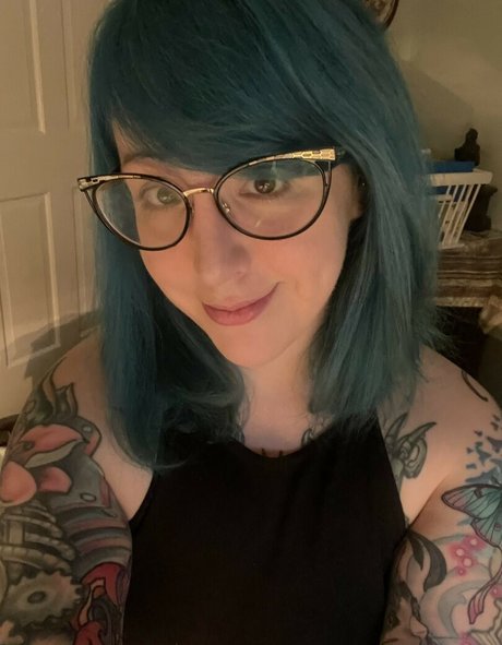 PushingUpRoses erwachsene nackte fotos