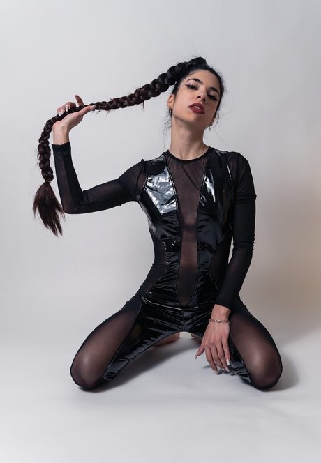 Delear zaza pornographische fotos