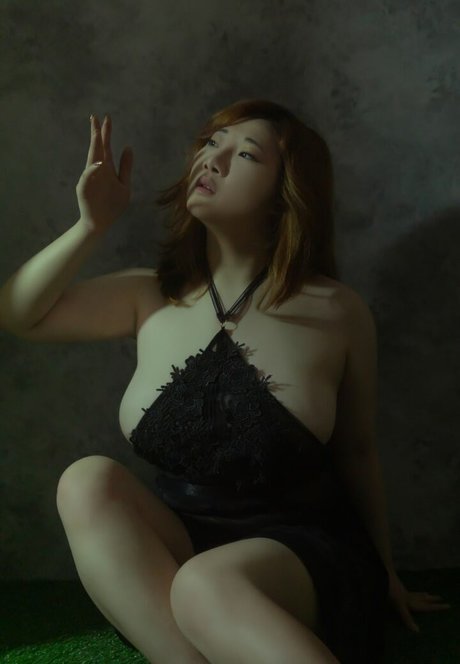 Ai Melody27 exklusive nackte galerien