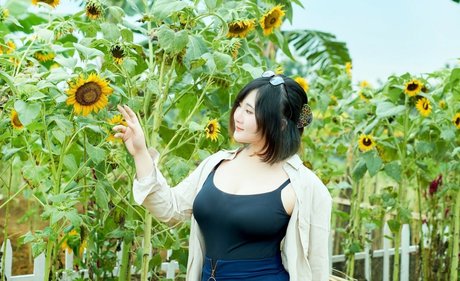 Ai Melody27 schauspielerin porno foto