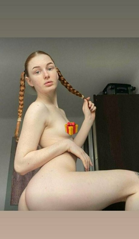 breite onlyfans freie nackt bild