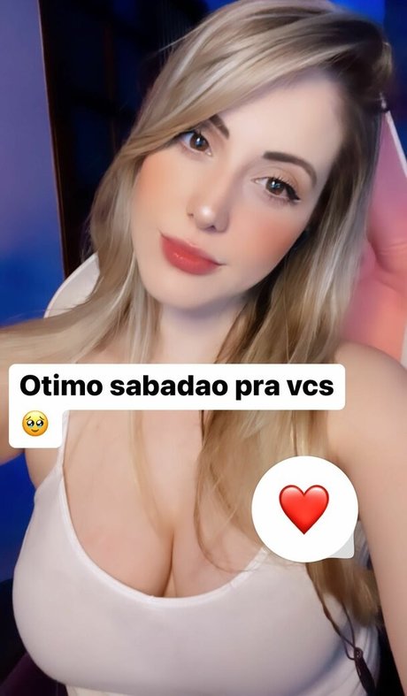 kleine onlyfans heiße akt bild