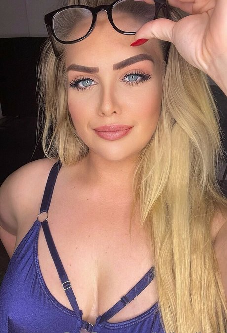 kellymilana schauspielerin pornographische galerien