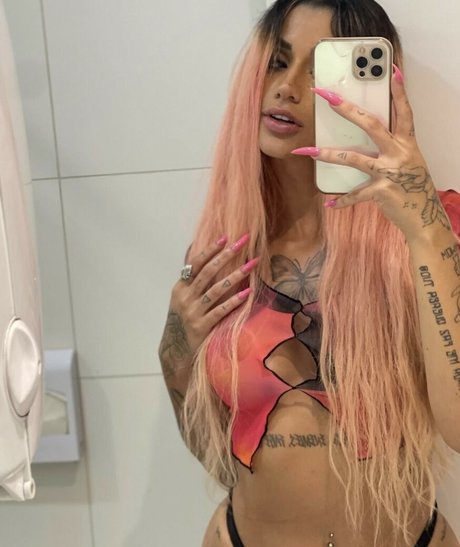 blonde lesbische onlyfans schöne hübsche bild