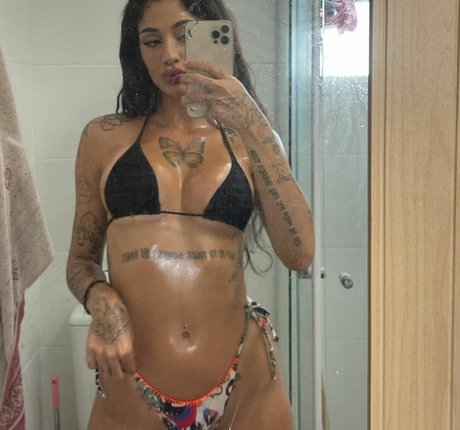 emo nackte onlyfans erotische kunst bilder