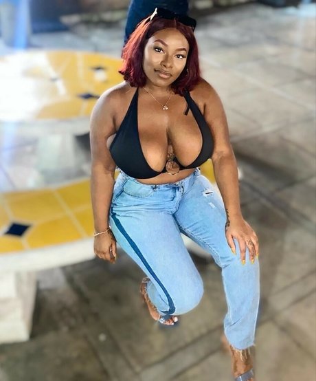 msolurin xxx akt fotos