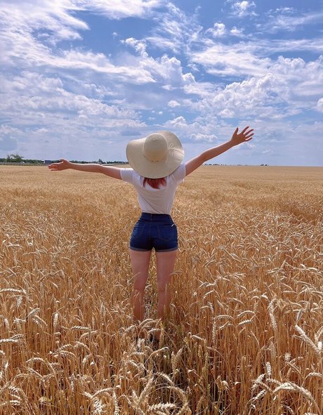 sportliche blonde onlyfans kunst hd galerie